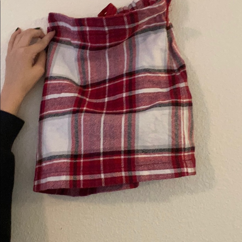 red white and black plaid skirt